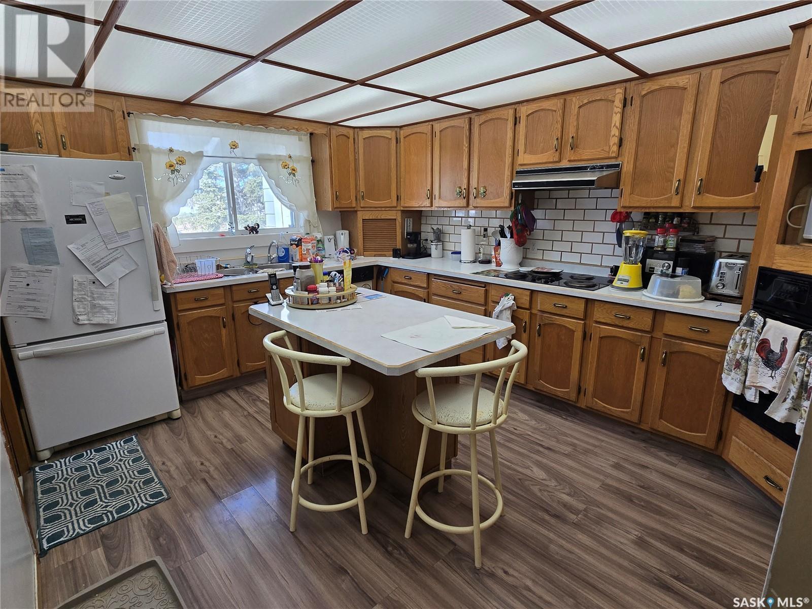 Aveyard Acreage, Abernethy Rm No. 186, SK - Indoor Photo Showing Kitchen