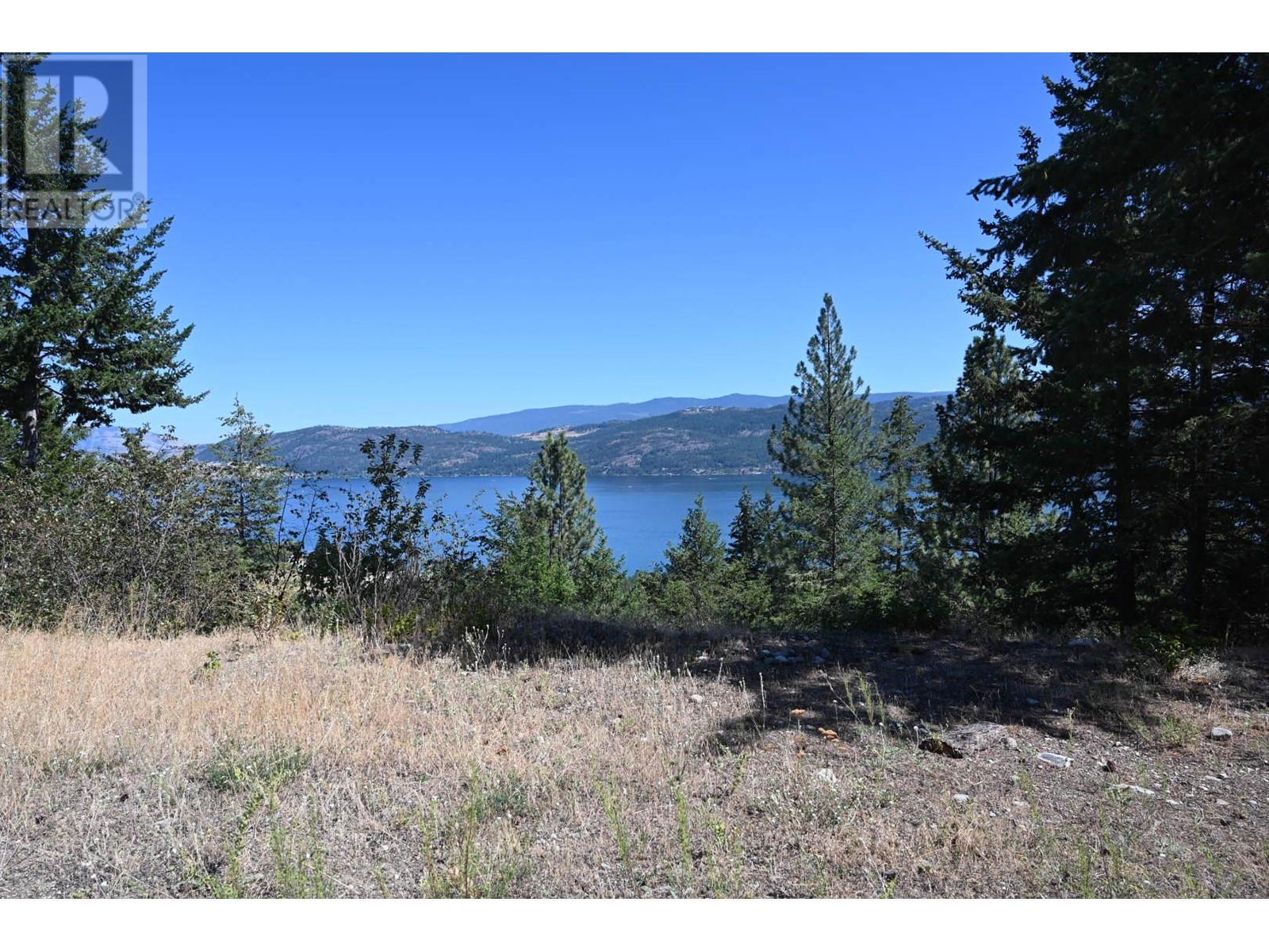 Level entrylLot off Cul-de-sac. - 10579 Columbia Way, Vernon, BC