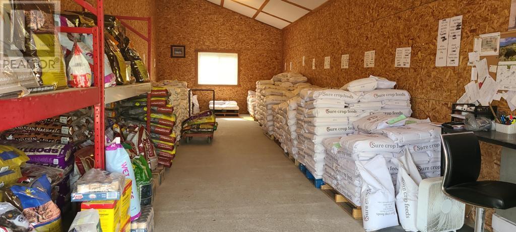 72 Tomkinson Road, Grindrod, BC