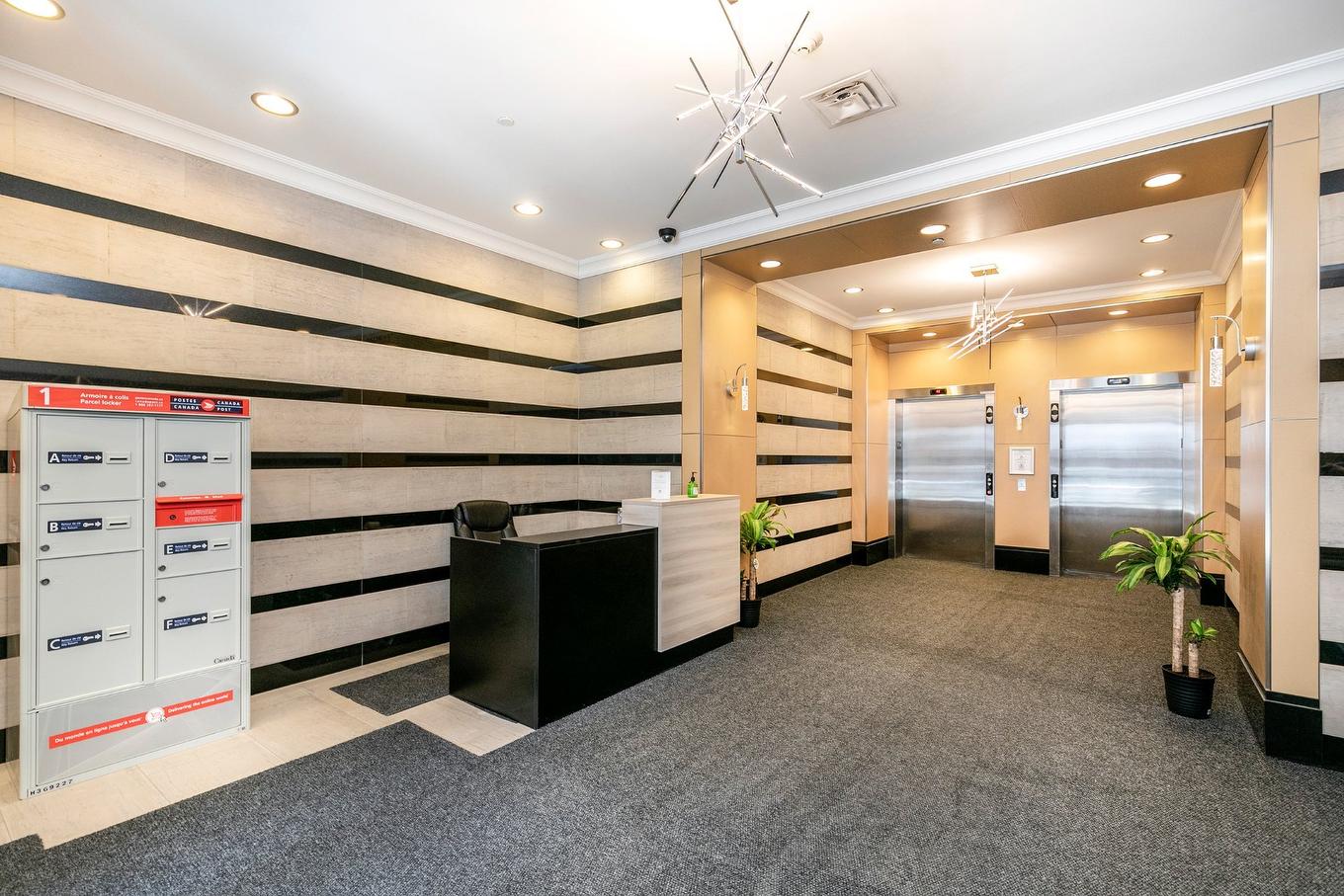 Other - 520-1235 Rue Bishop, Montréal (Ville-Marie), QC - Indoor Photo Showing Other Room