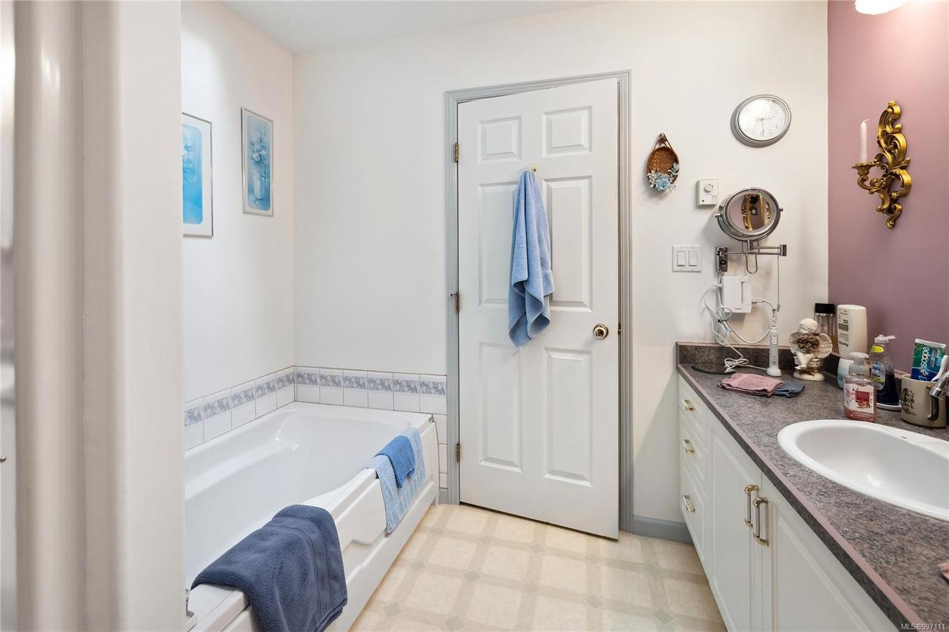 8682 Trans Canada Hwy, Chemainus, BC