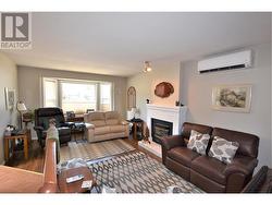 Bay window in the living room -