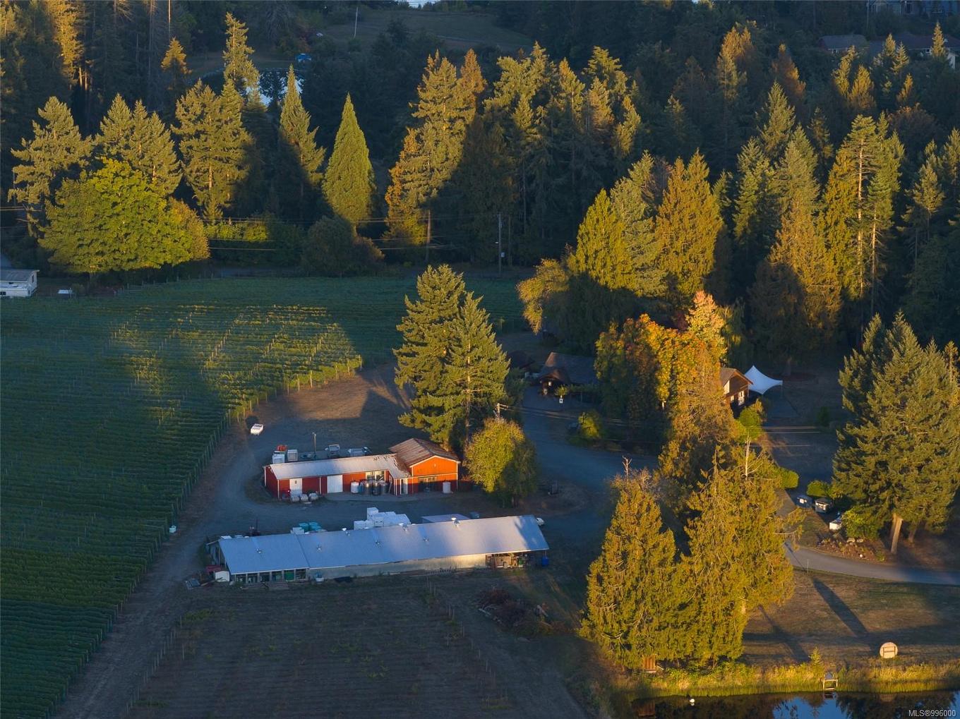 840 Cherry Point Rd, Cobble Hill, BC