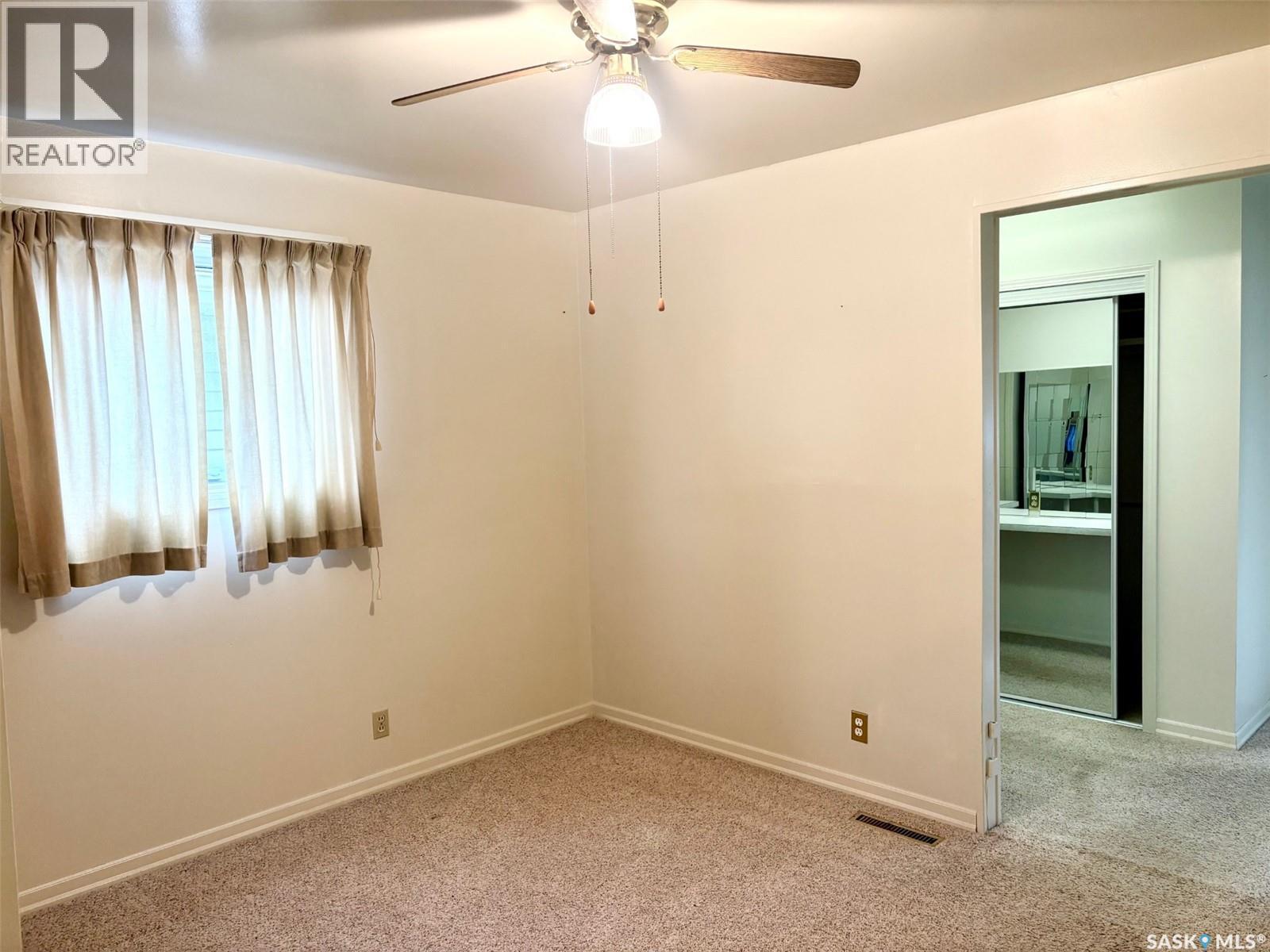 807 Elsinore Street, Whitewood, SK - Indoor