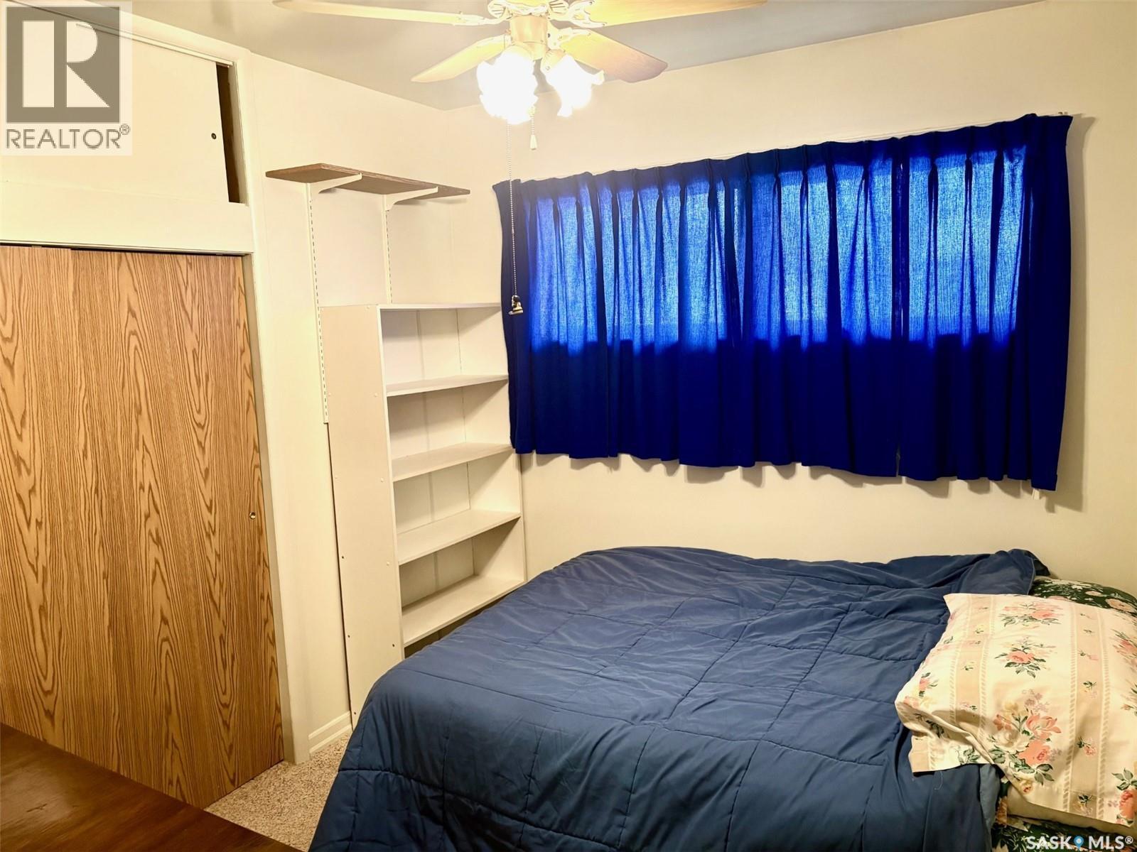 807 Elsinore Street, Whitewood, SK - Indoor Photo Showing Bedroom