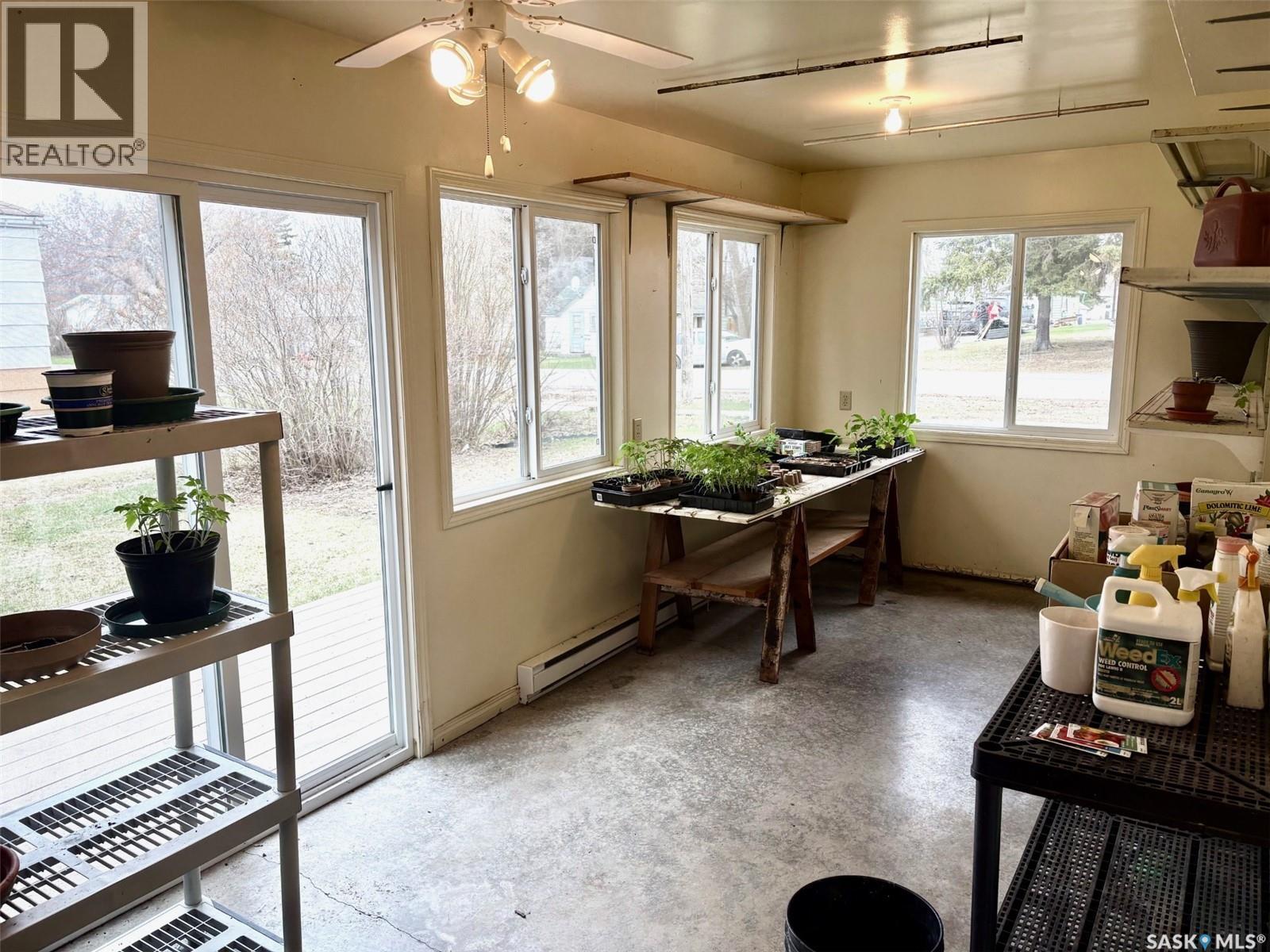 807 Elsinore Street, Whitewood, SK - Indoor Photo Showing Other Room