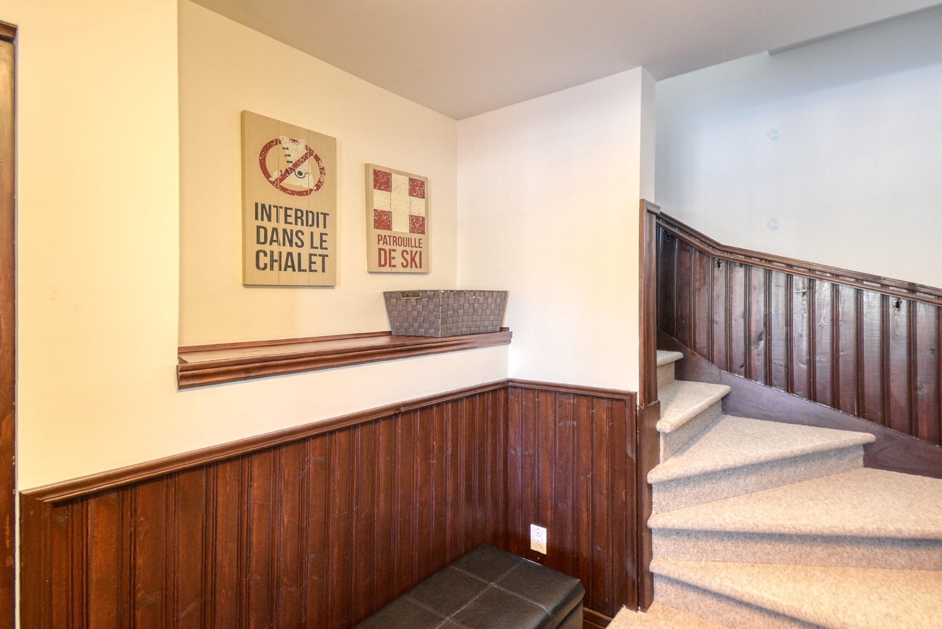 Mud Room - 1-250 Rue Du Mont-Plaisant, Mont-Tremblant, QC - Indoor Photo Showing Other Room