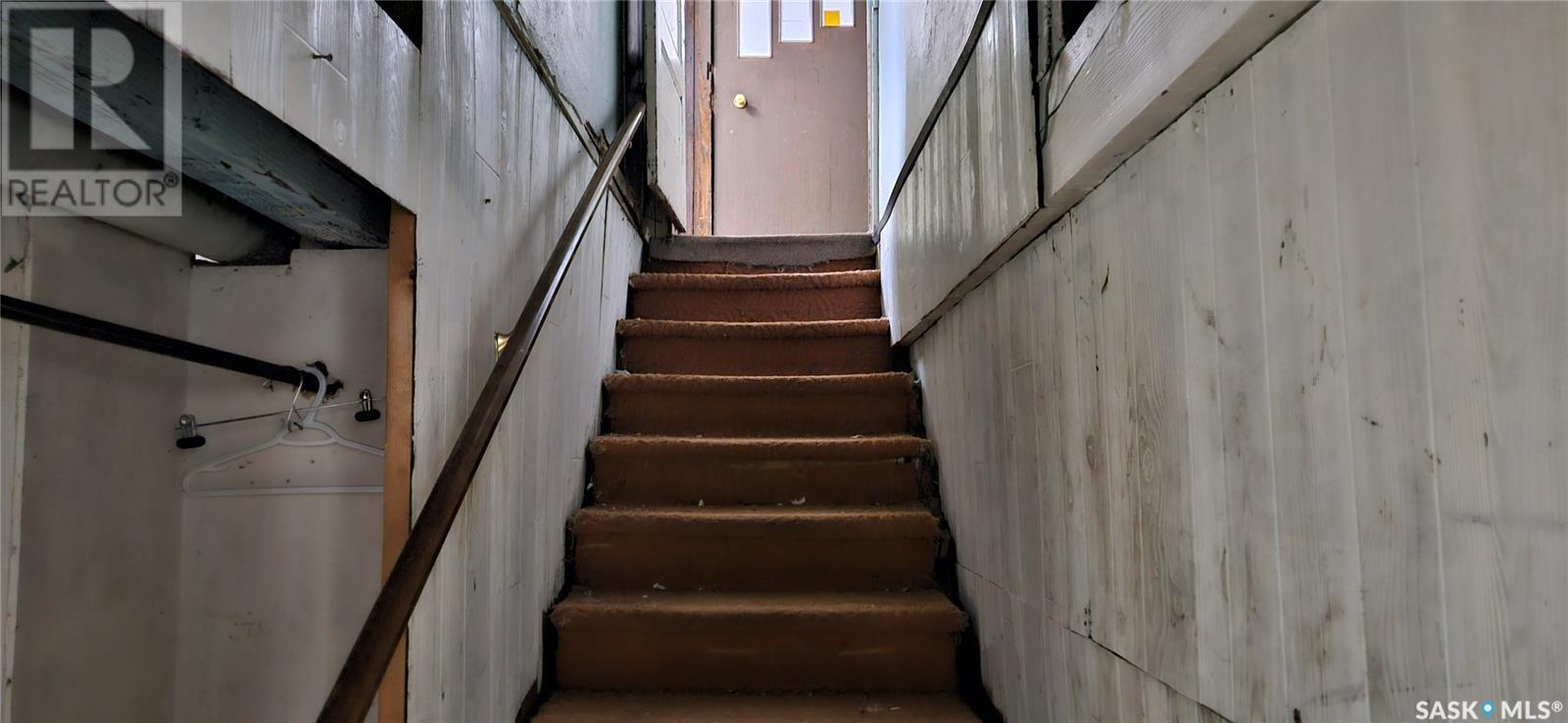 414 2Nd Avenue Nw, Swift Current, SK - Indoor Photo Showing Other Room