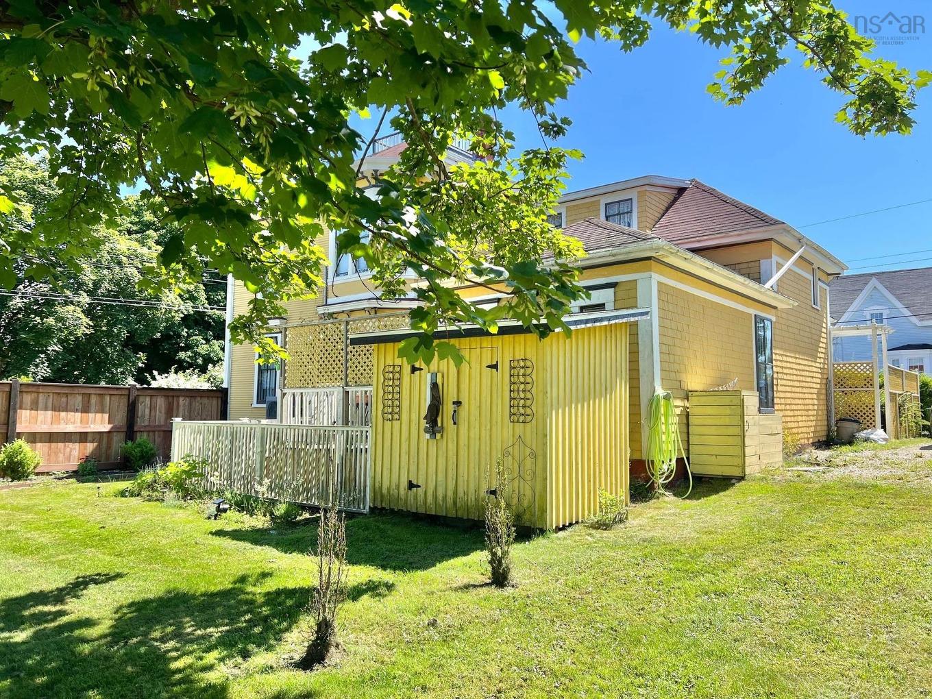 45 Alma Street, Yarmouth, NS