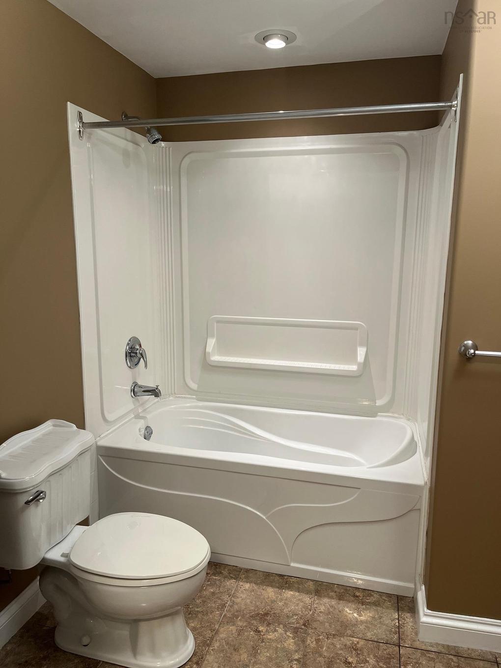 42 Rowan Avenue, New Glasgow, NS