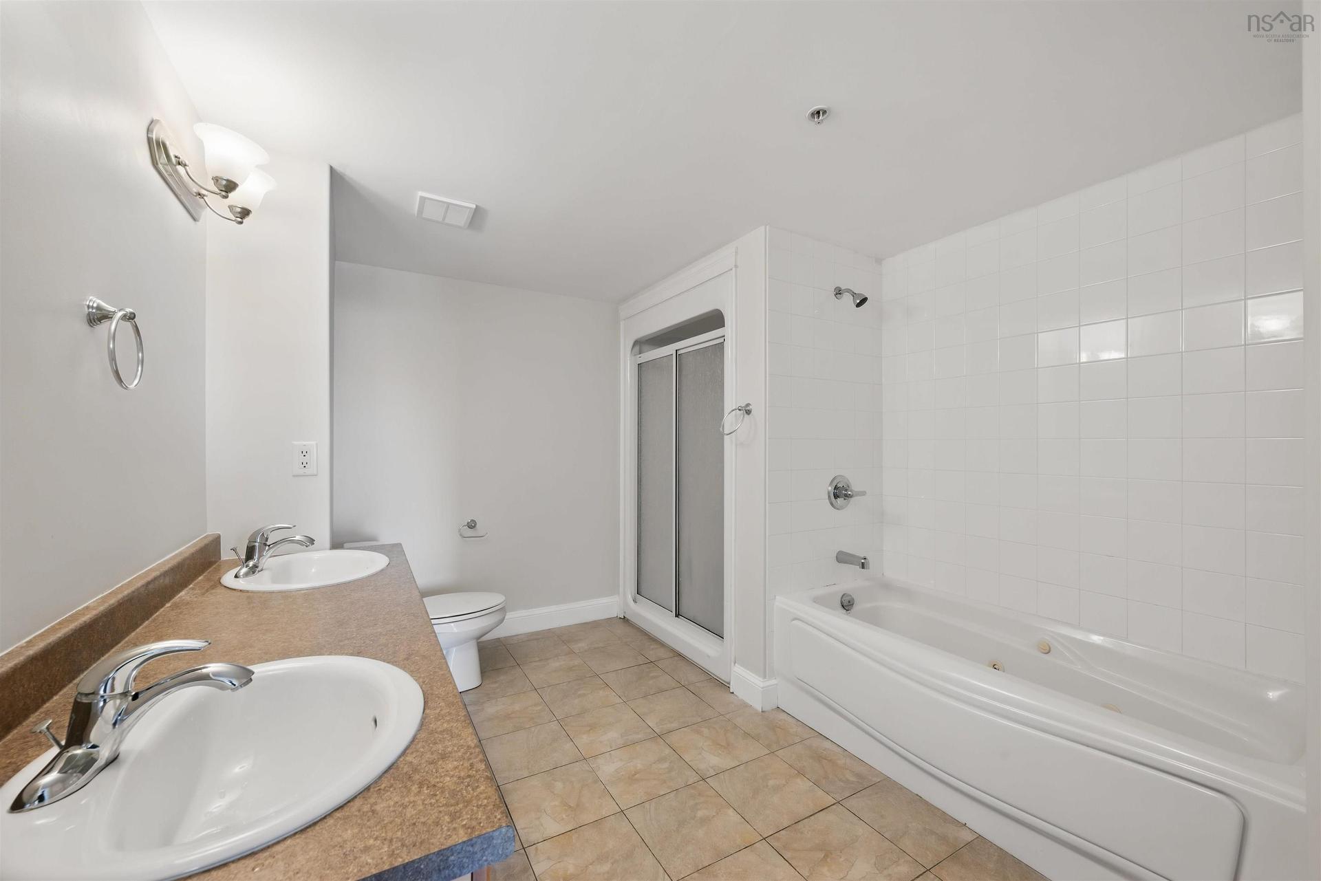 901 60 Walter Havill Drive, Halifax, NS
