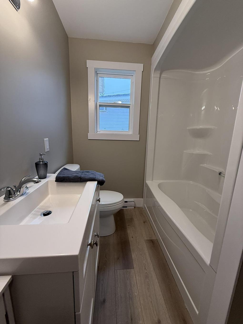 5 House To Be Moved, Mayfield, PE