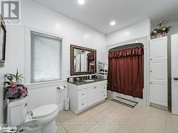 Main Floor 4 Piece Bathroom -