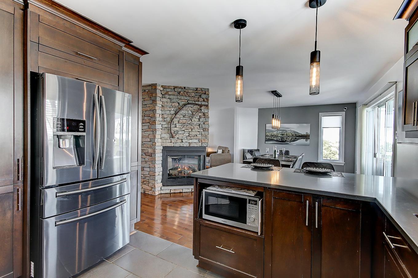 Kitchen - 592 Rue Toulouse, Repentigny (Repentigny), QC - Indoor Photo Showing Kitchen