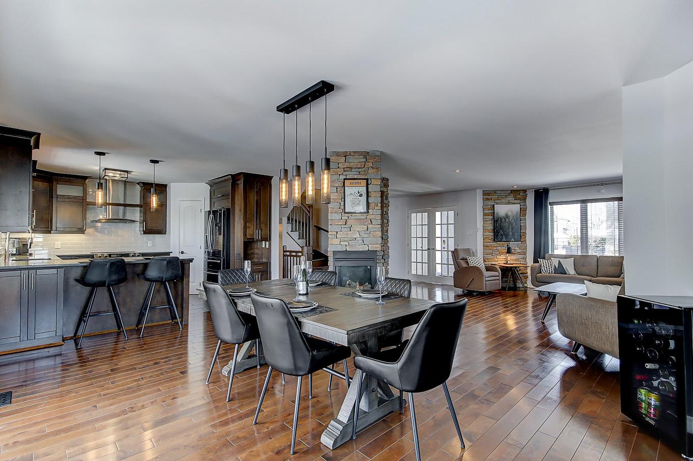 Overall view - 592 Rue Toulouse, Repentigny (Repentigny), QC - Indoor Photo Showing Dining Room