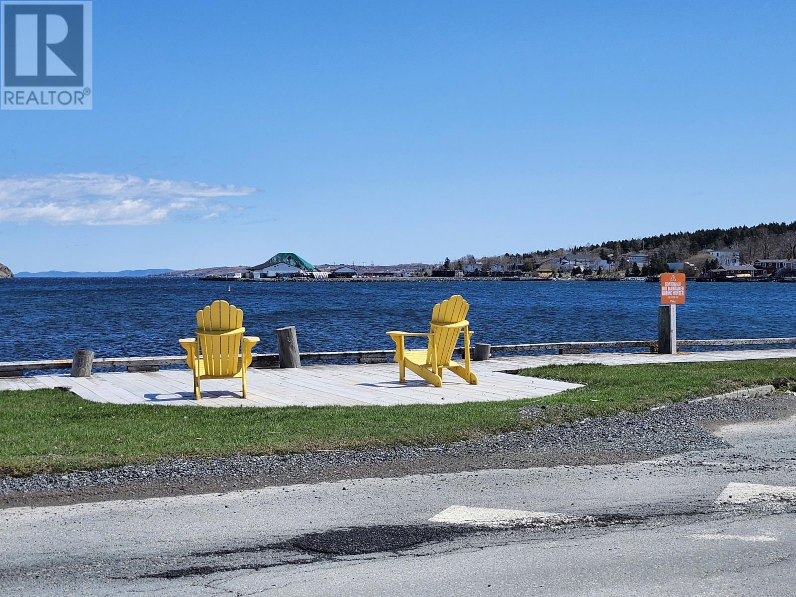 47 Cross Road, Bay Roberts, NL