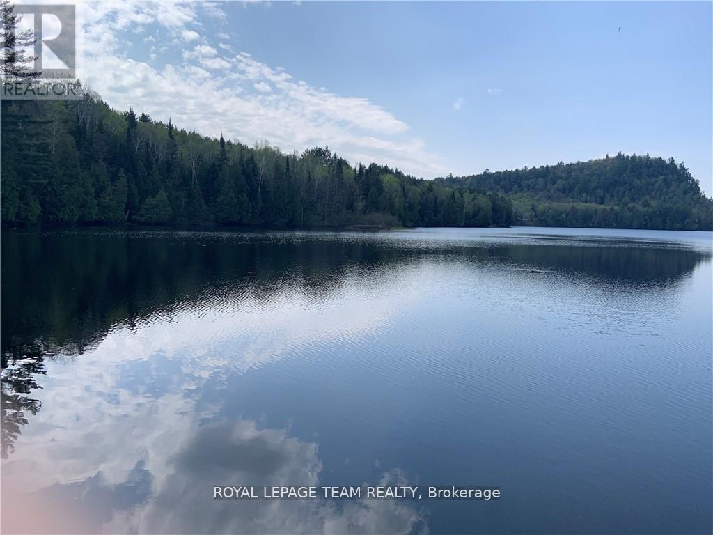 00 Grouse Road, Madawaska Valley, ON