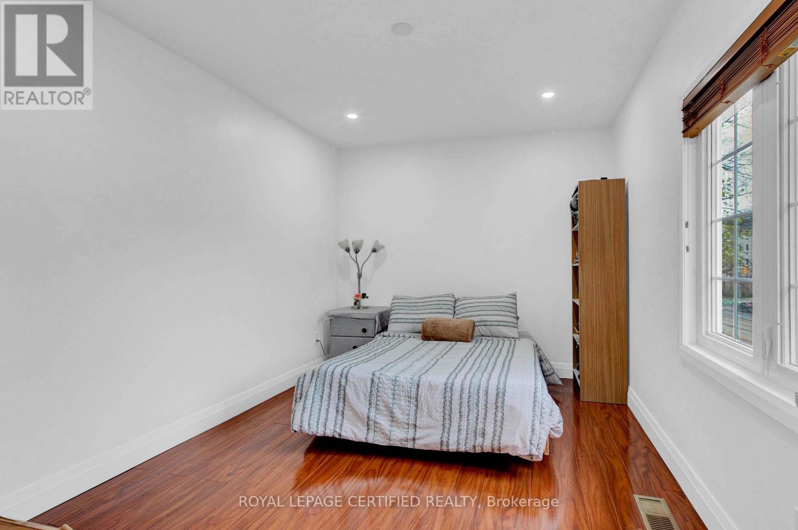 25 Eby Street S, Kitchener, ON