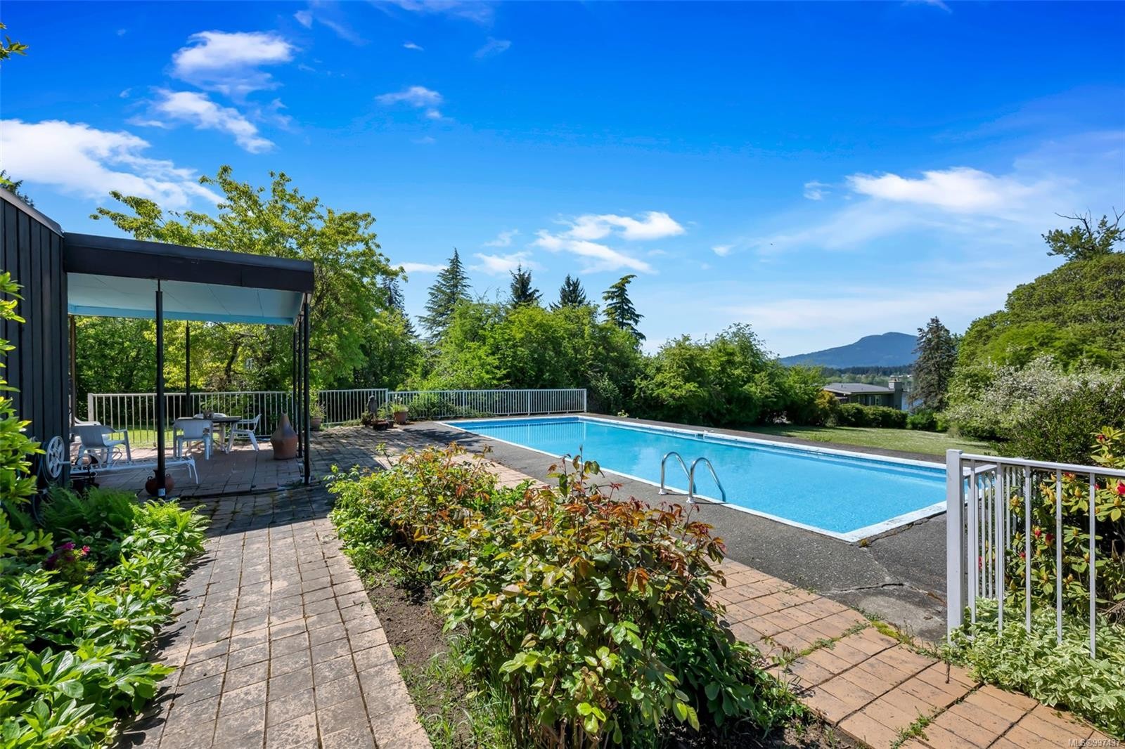 6364 Deykin Ave, Duncan, BC