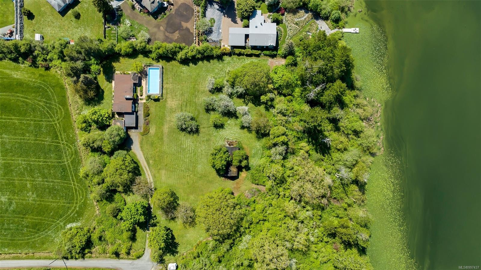 6364 Deykin Ave, Duncan, BC