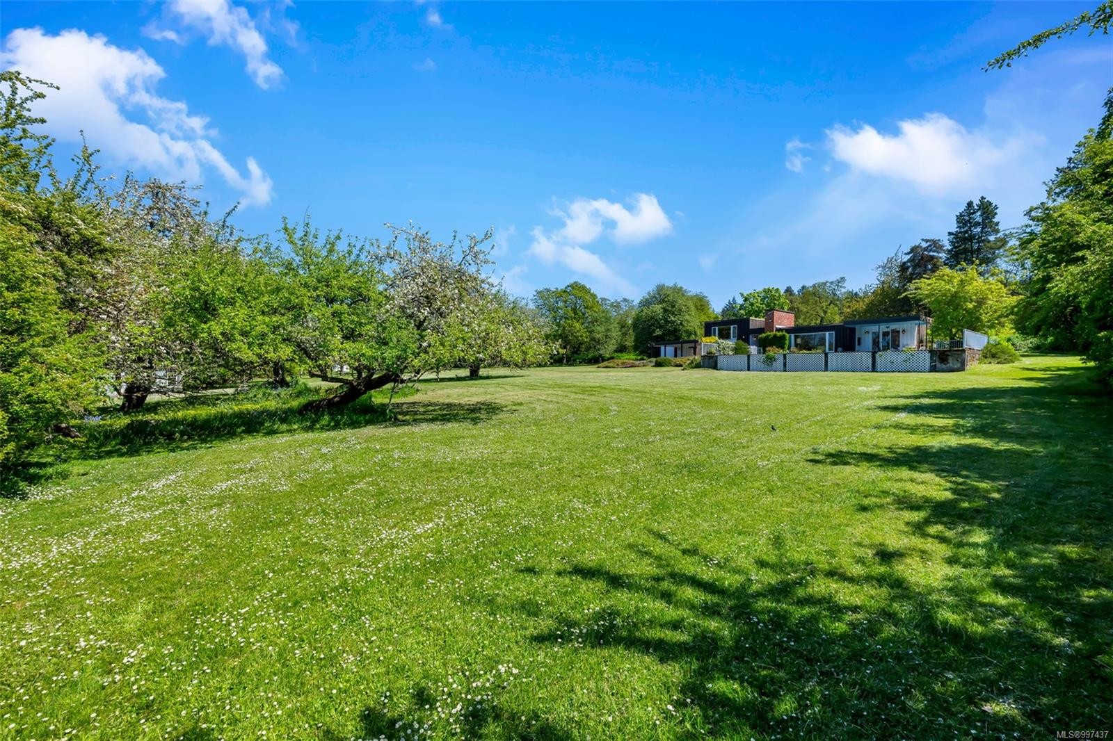 6364 Deykin Ave, Duncan, BC