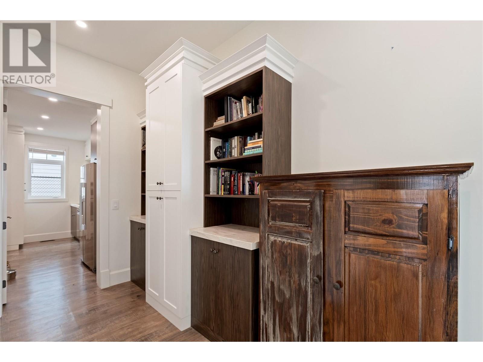 2191 Lavetta Drive, Kelowna, BC - Indoor Photo Showing Other Room