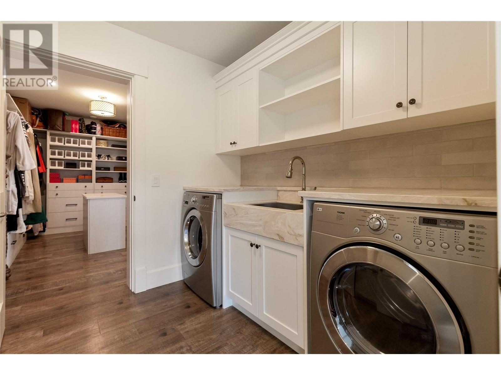 2191 Lavetta Drive, Kelowna, BC - Indoor Photo Showing Laundry Room