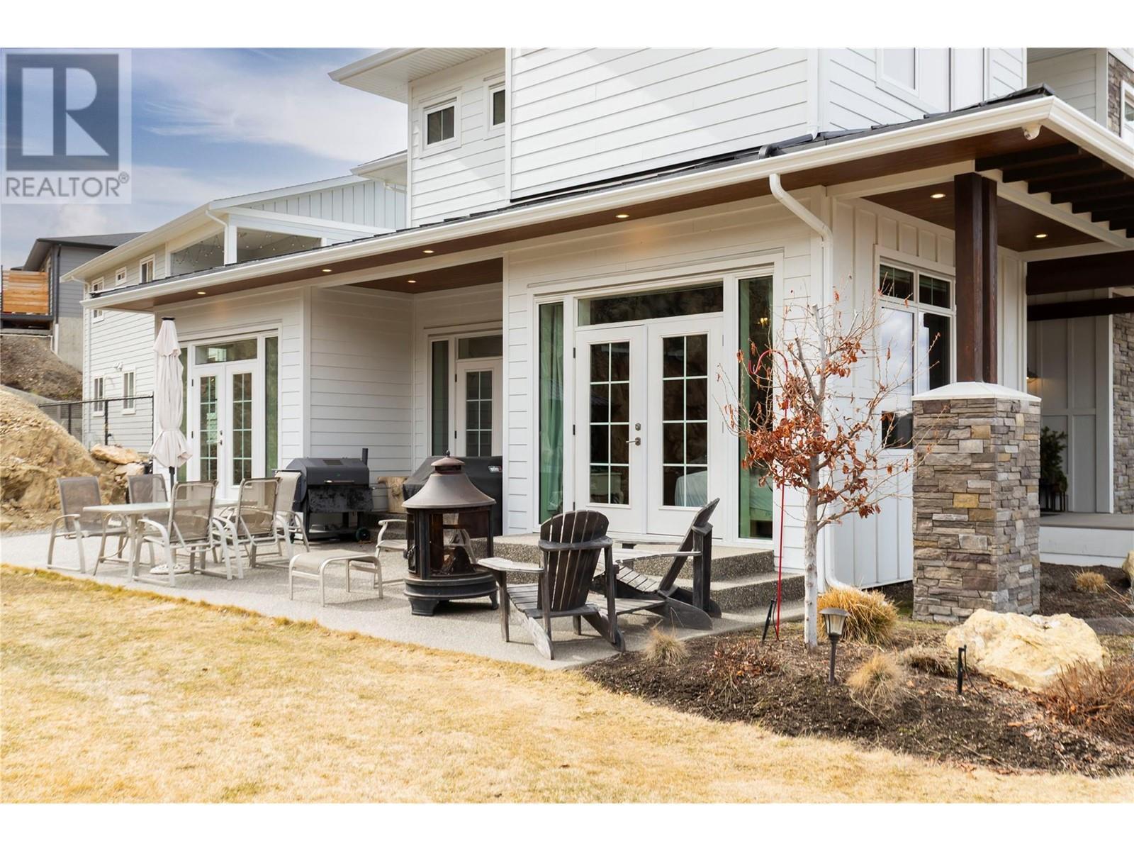 2191 Lavetta Drive, Kelowna, BC - Outdoor