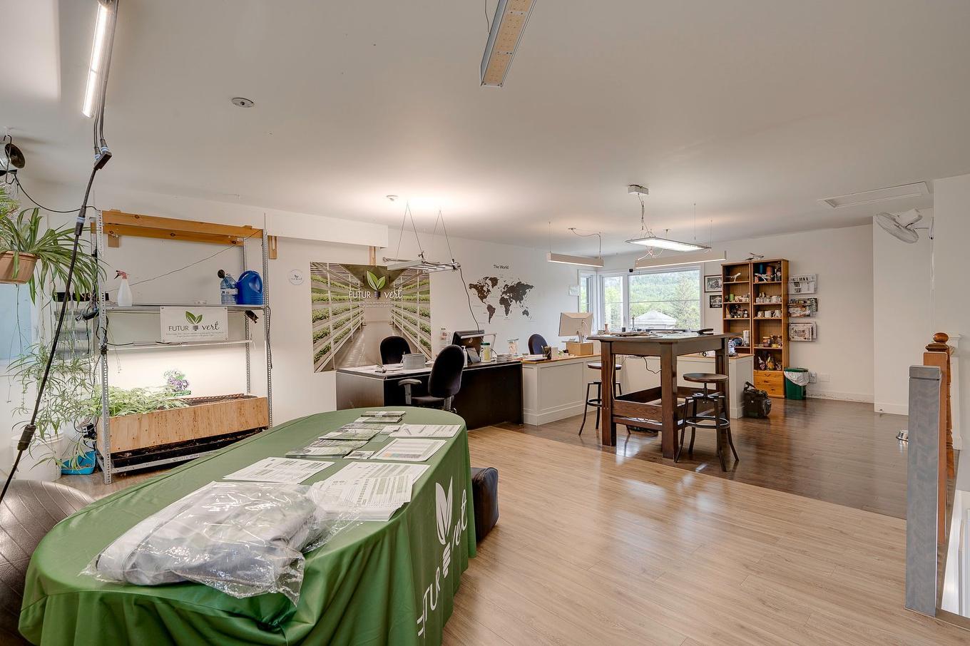 Interior - 450 - 464 Boul. Des Laurentides, Piedmont, QC - Indoor