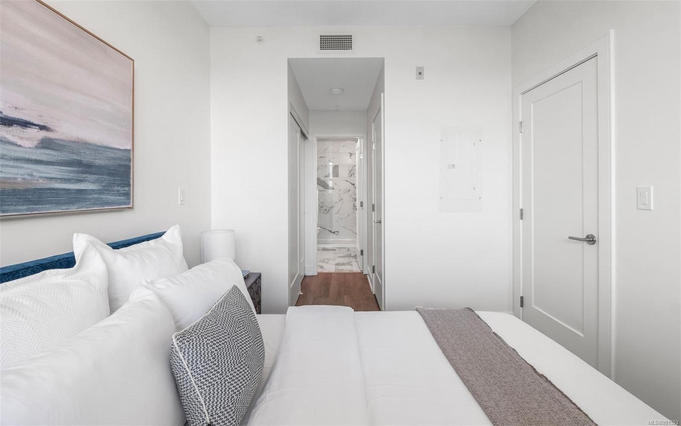 906-1628 Store St, Victoria, BC - Indoor Photo Showing Bedroom