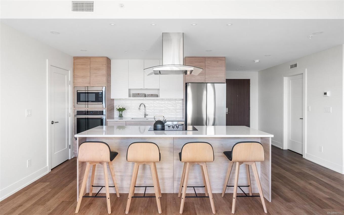 906-1628 Store St, Victoria, BC - Indoor