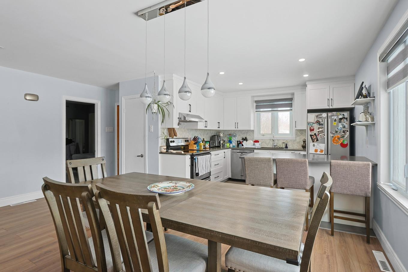 Salle à manger - 348 Rg Notre-Dame, Saint-Rémi, QC - Indoor Photo Showing Dining Room