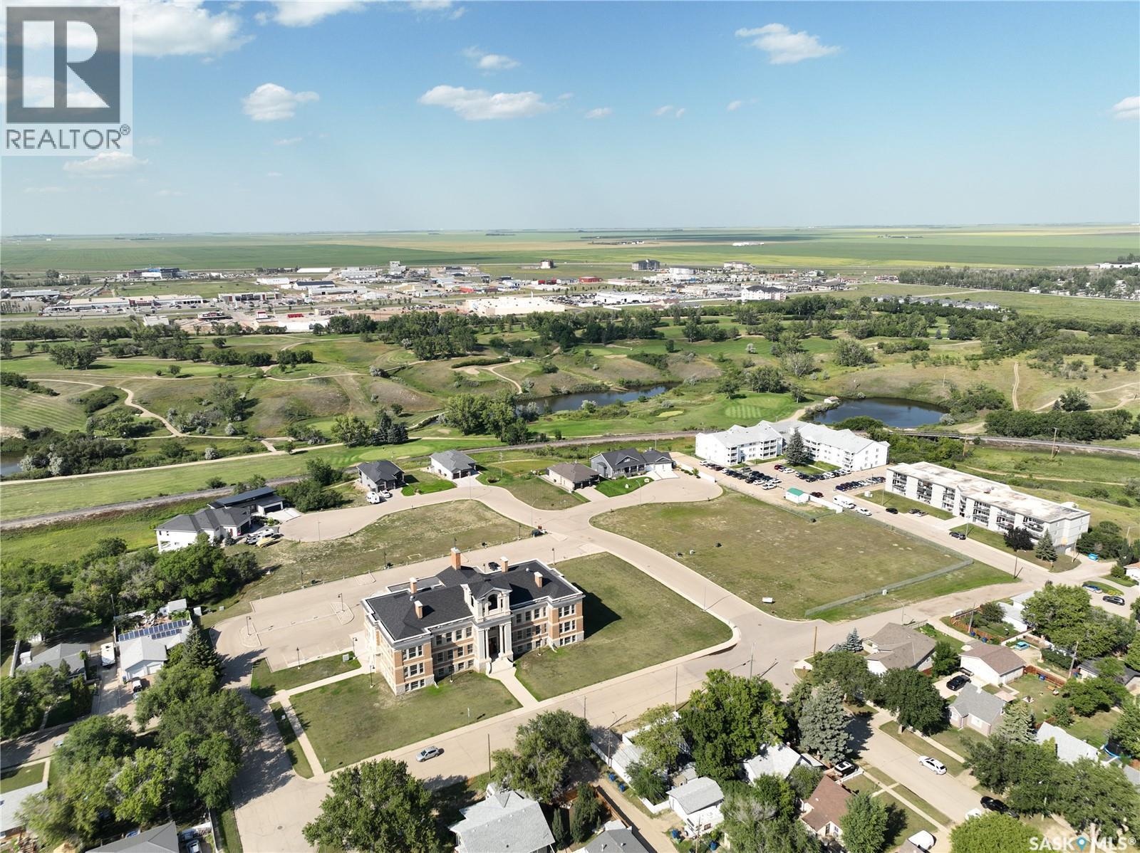 18 Copper Ridge Cove, Moose Jaw, SK