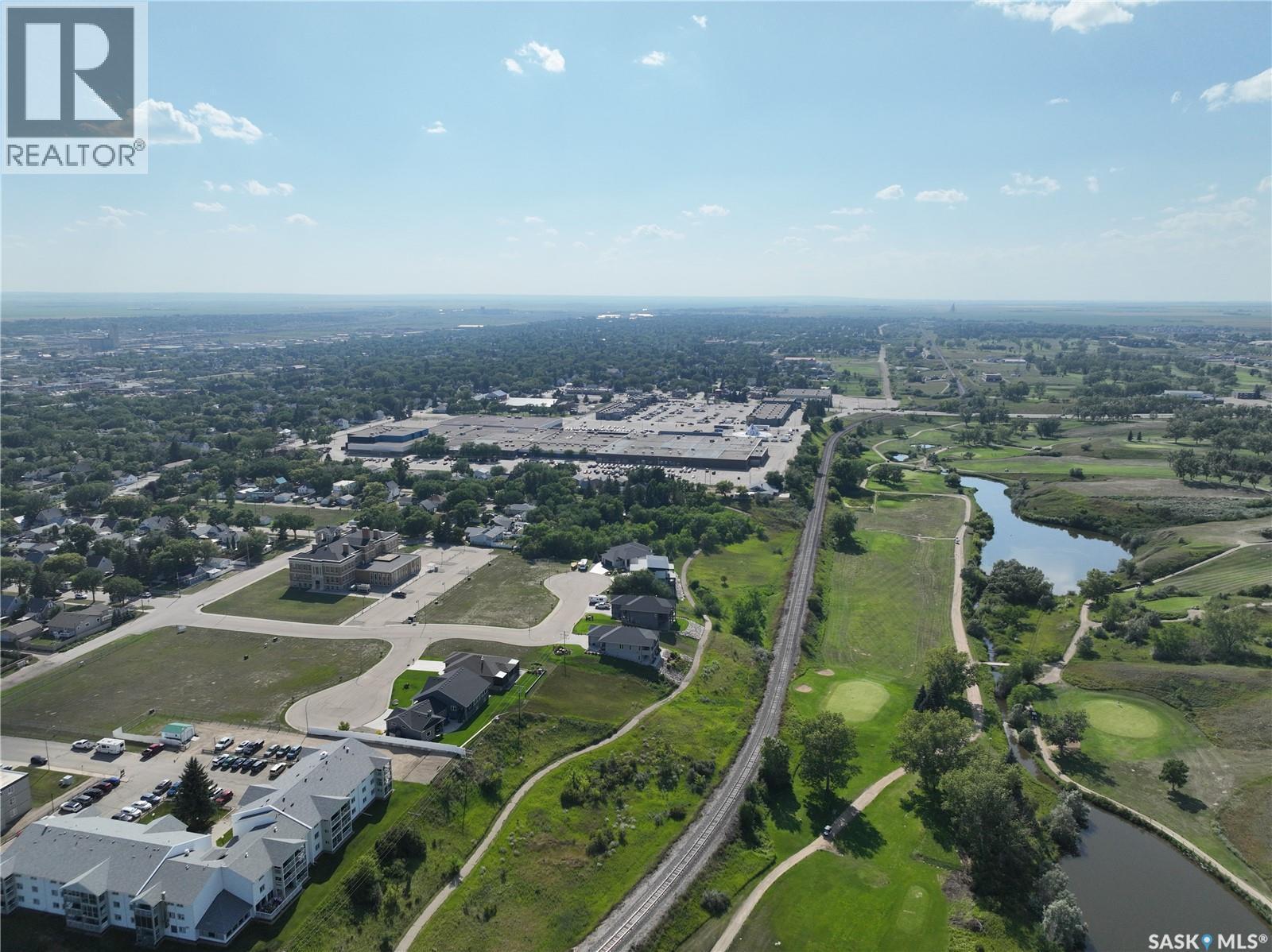 18 Copper Ridge Cove, Moose Jaw, SK