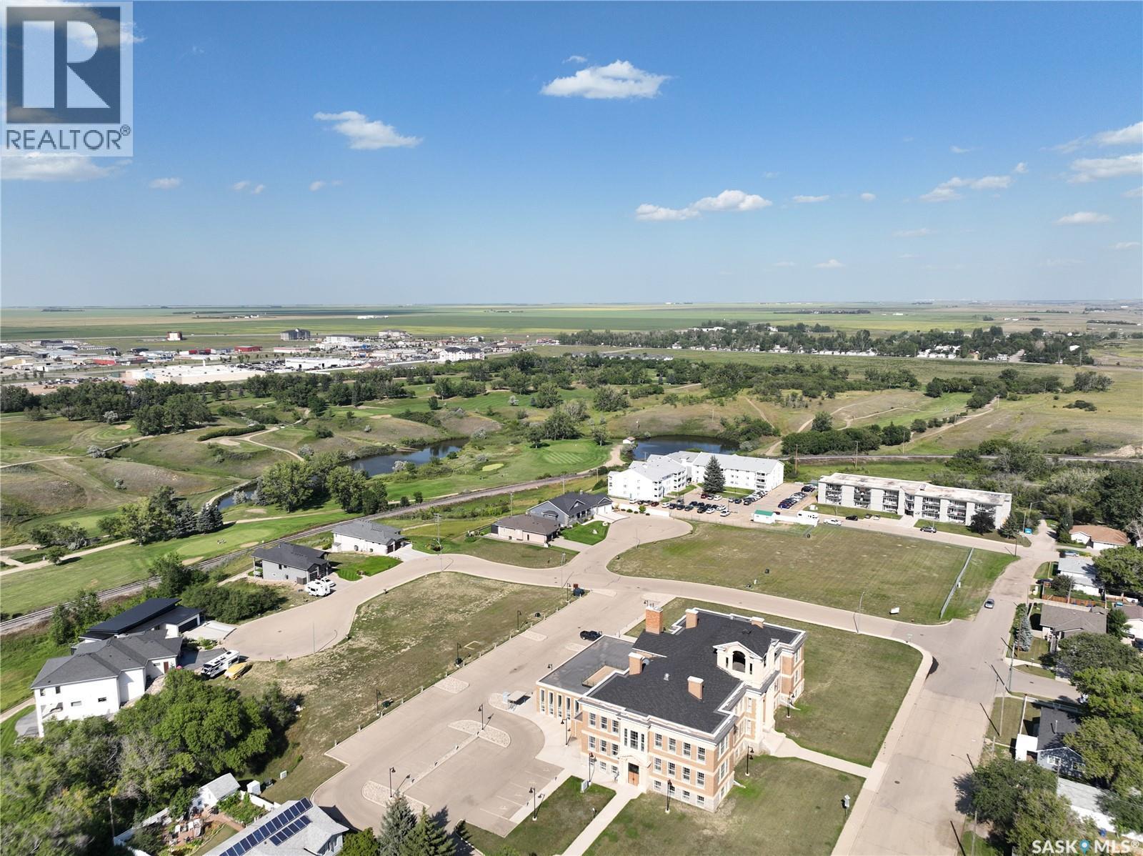 17 Copper Ridge Way, Moose Jaw, SK