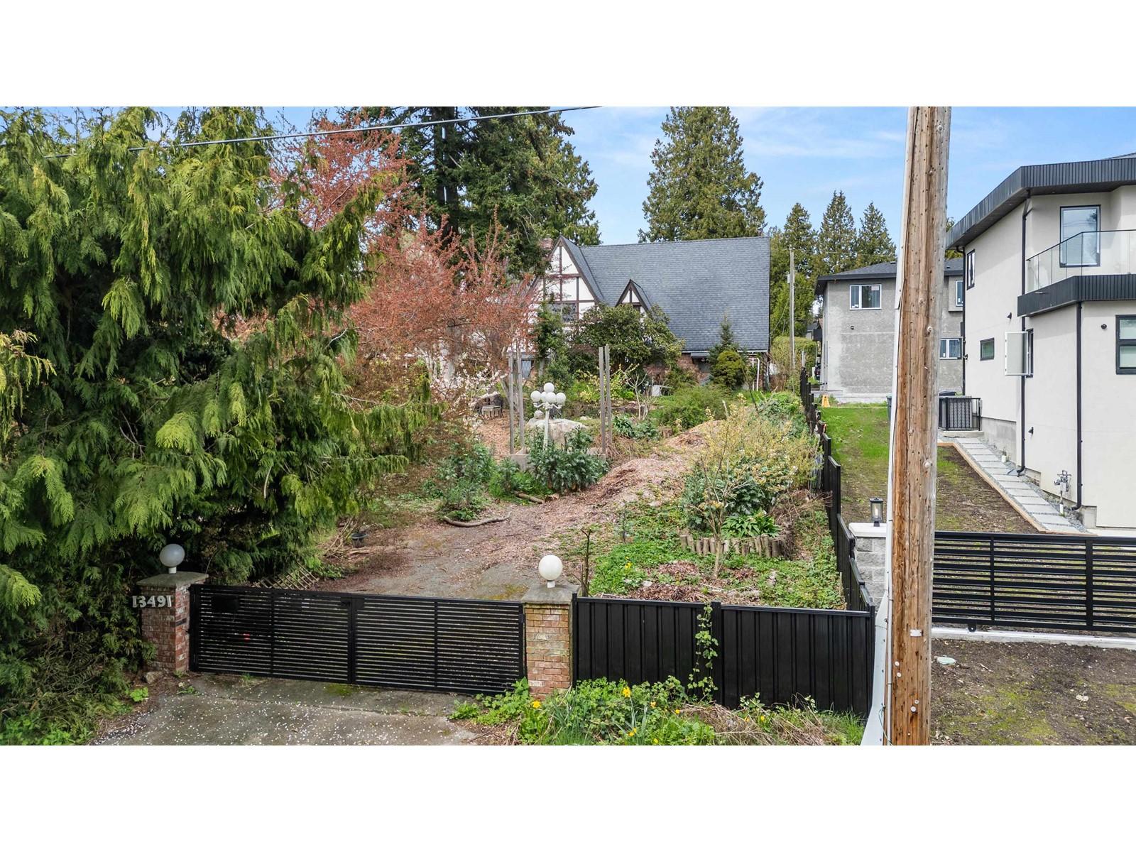 13491 Marine Drive, Surrey, BC