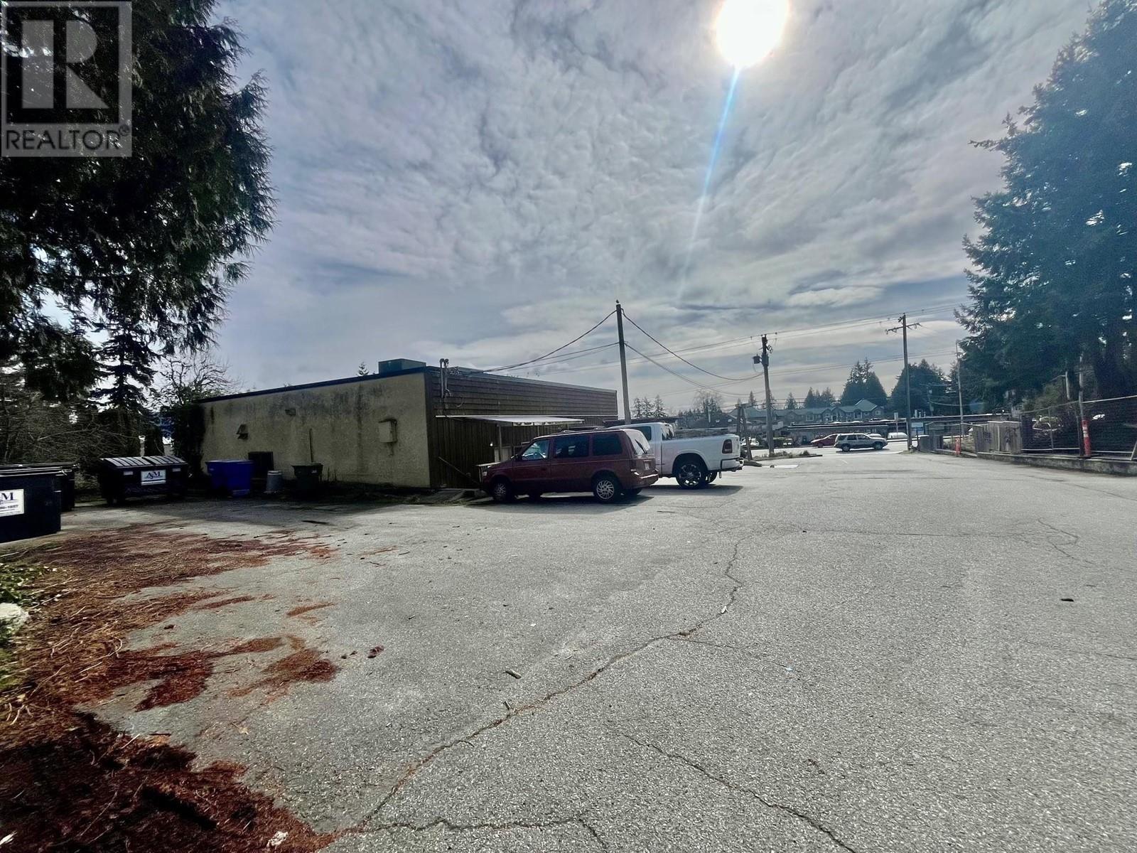 818 Gibsons Way, Gibsons, BC