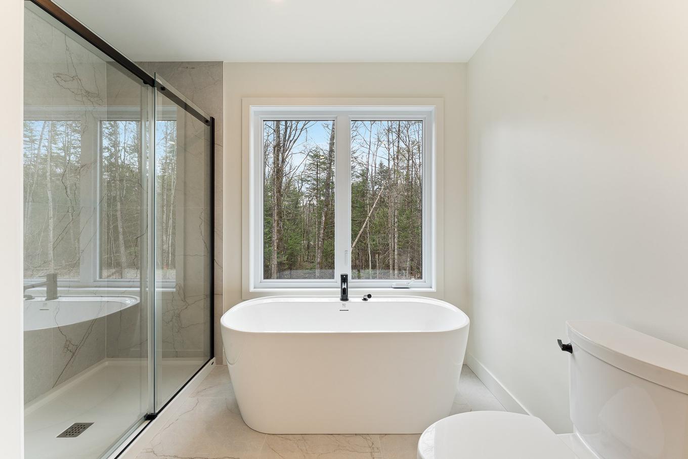 Bathroom - 526 Ch. Laurendeau, Magog, QC - Indoor Photo Showing Bathroom