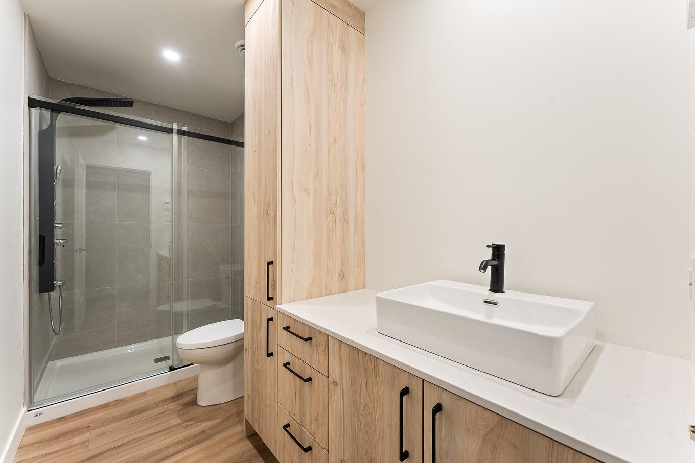 Bathroom - 526 Ch. Laurendeau, Magog, QC - Indoor Photo Showing Bathroom