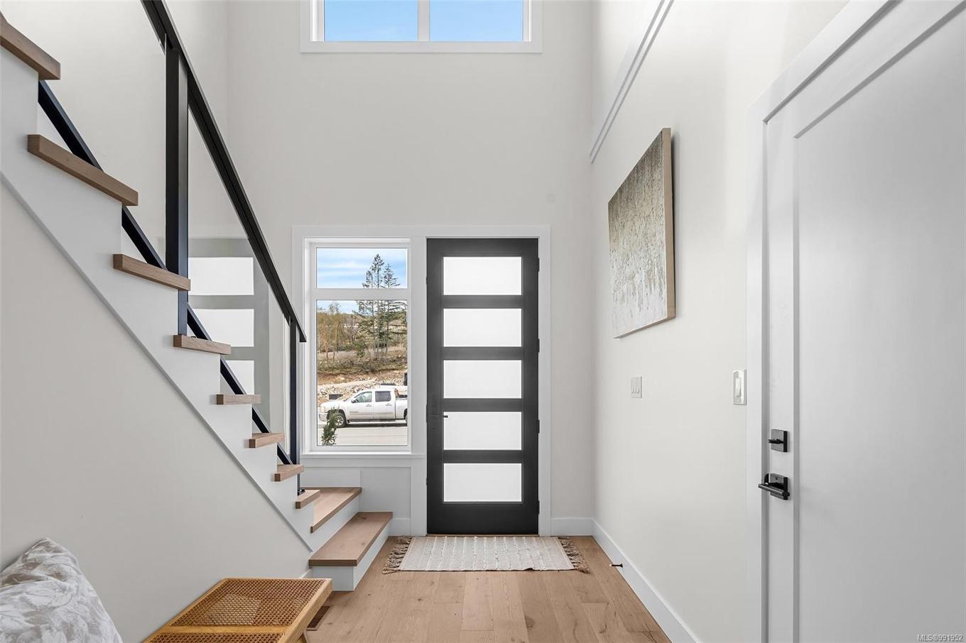 1548 Marble Pl, Langford, BC - Indoor Photo Showing Other Room