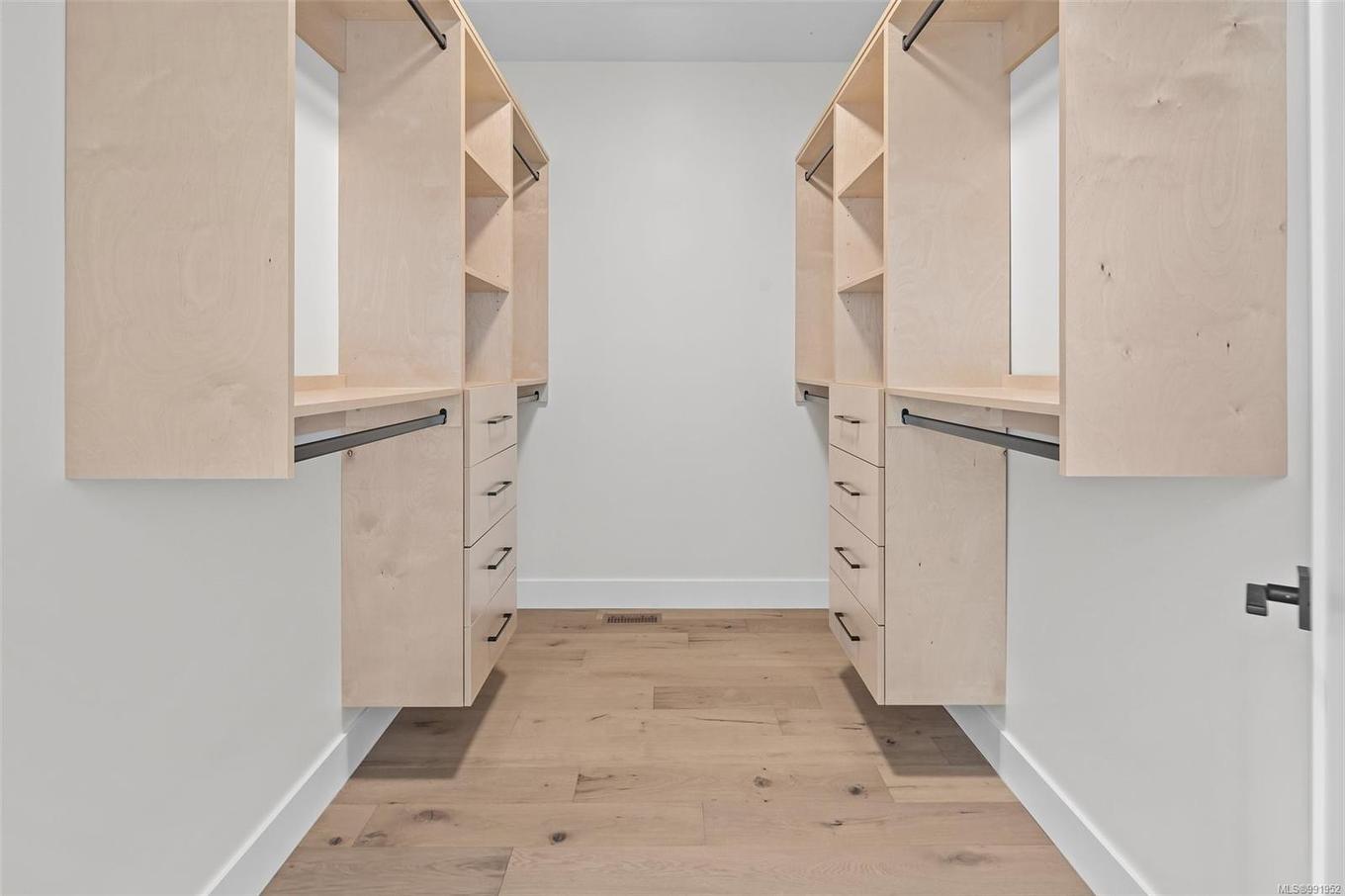 1548 Marble Pl, Langford, BC - Indoor