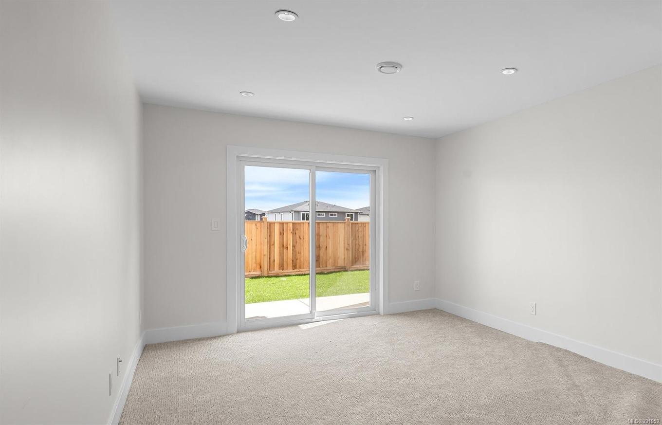 1548 Marble Pl, Langford, BC - Indoor Photo Showing Other Room