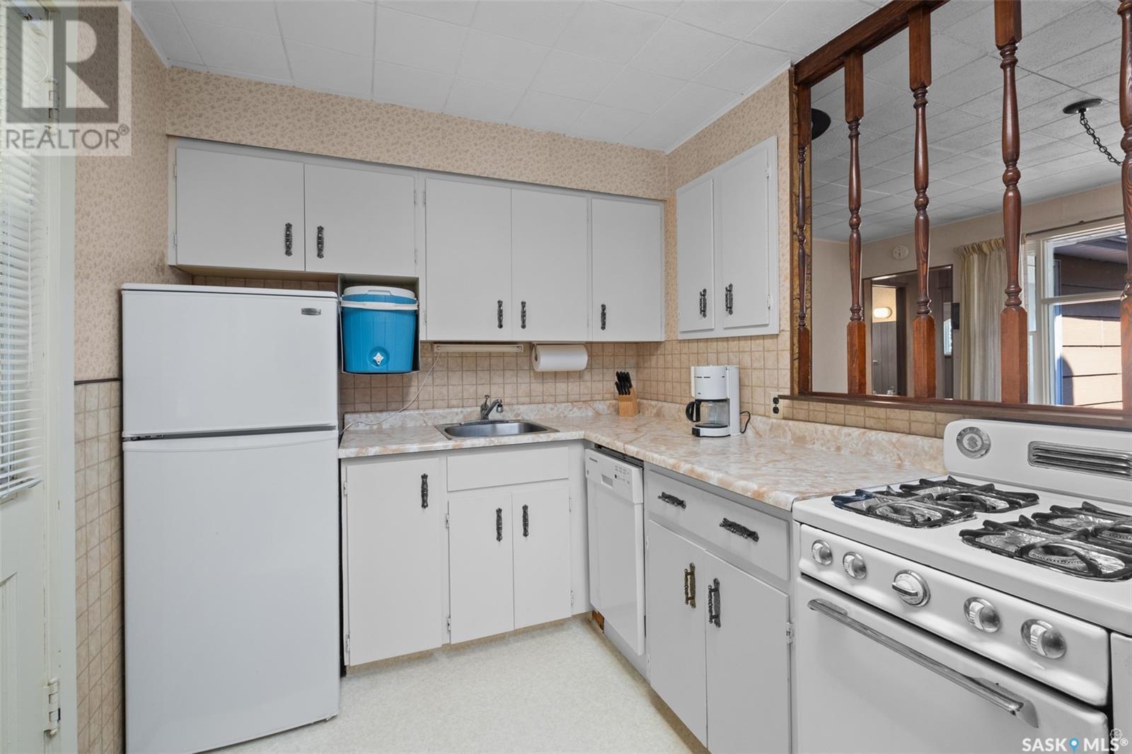 201 Agnes Street, Lakeland Rm No. 521, SK - Indoor Photo Showing Kitchen