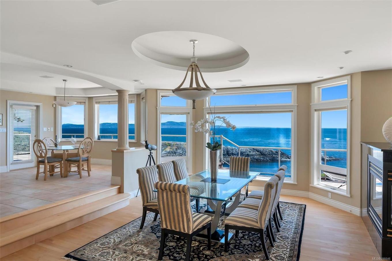 4461 Shore Way, Saanich, BC