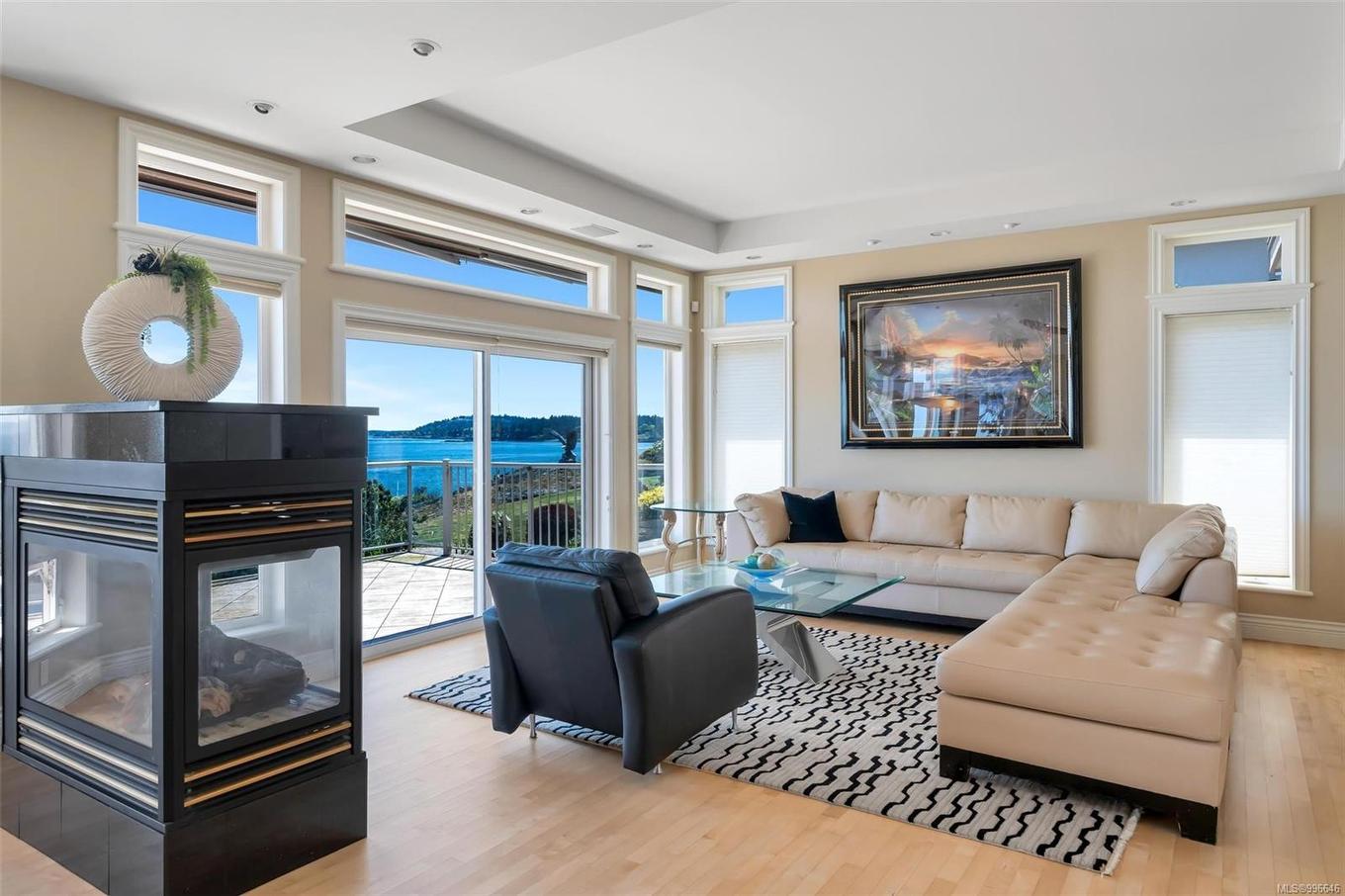 4461 Shore Way, Saanich, BC