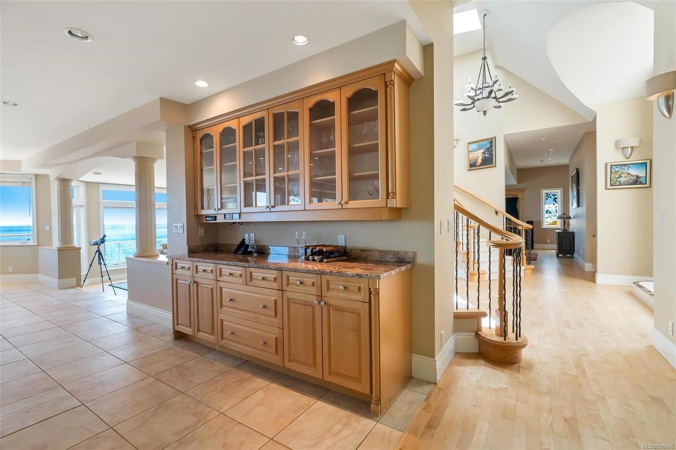 4461 Shore Way, Saanich, BC