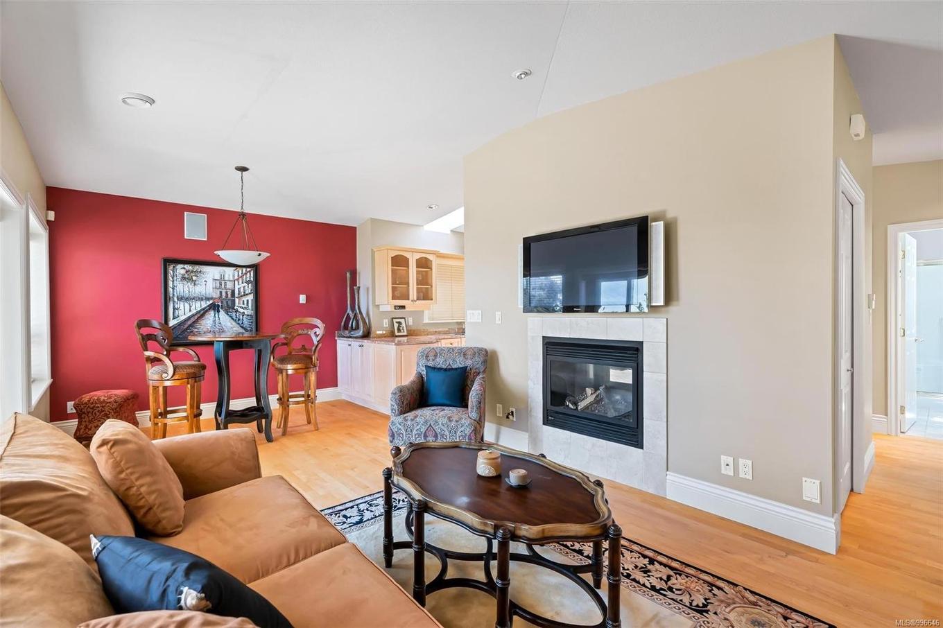 4461 Shore Way, Saanich, BC