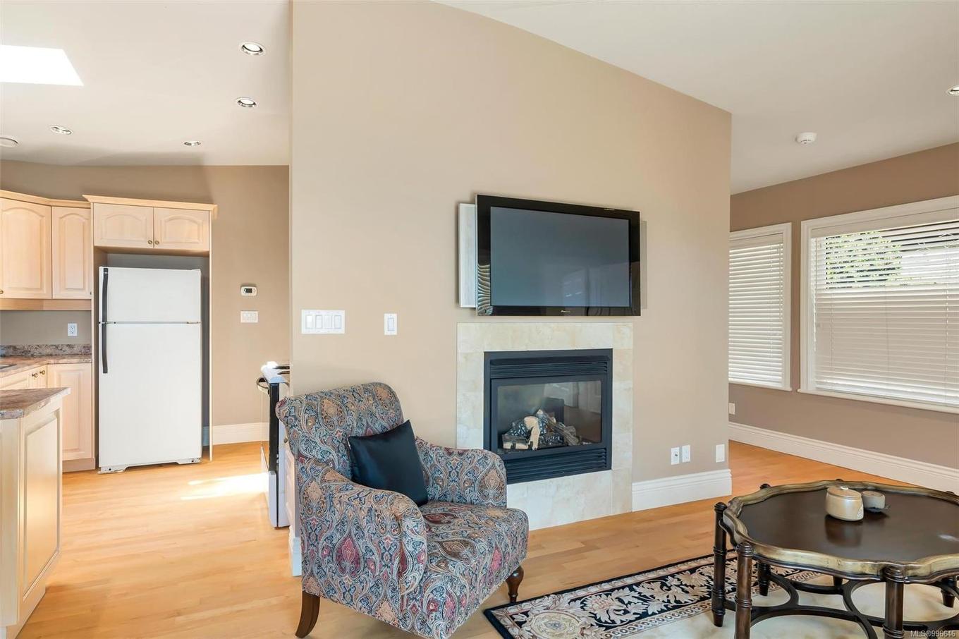 4461 Shore Way, Saanich, BC