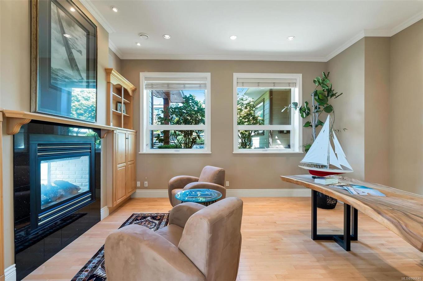 4461 Shore Way, Saanich, BC