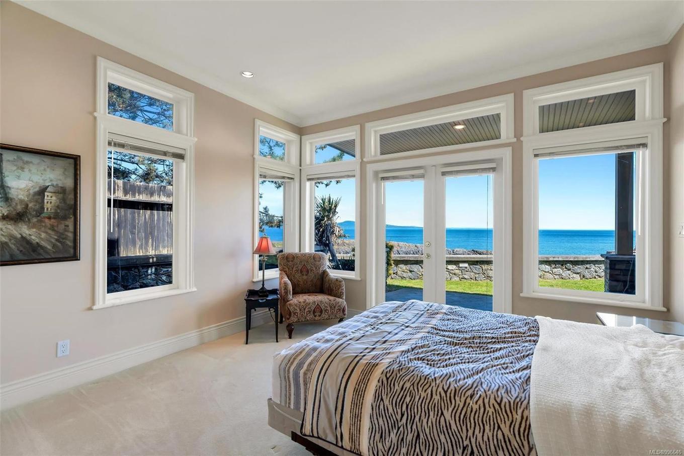 4461 Shore Way, Saanich, BC